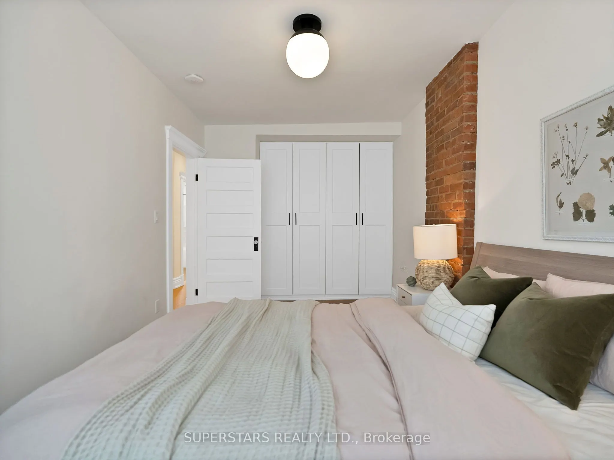11 Carling Avenue