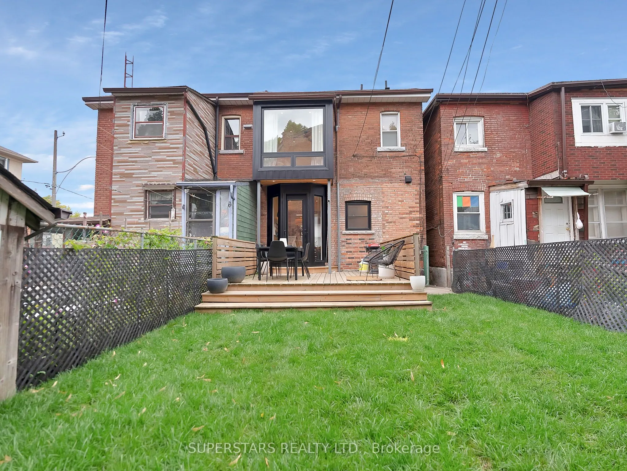 11 Carling Avenue