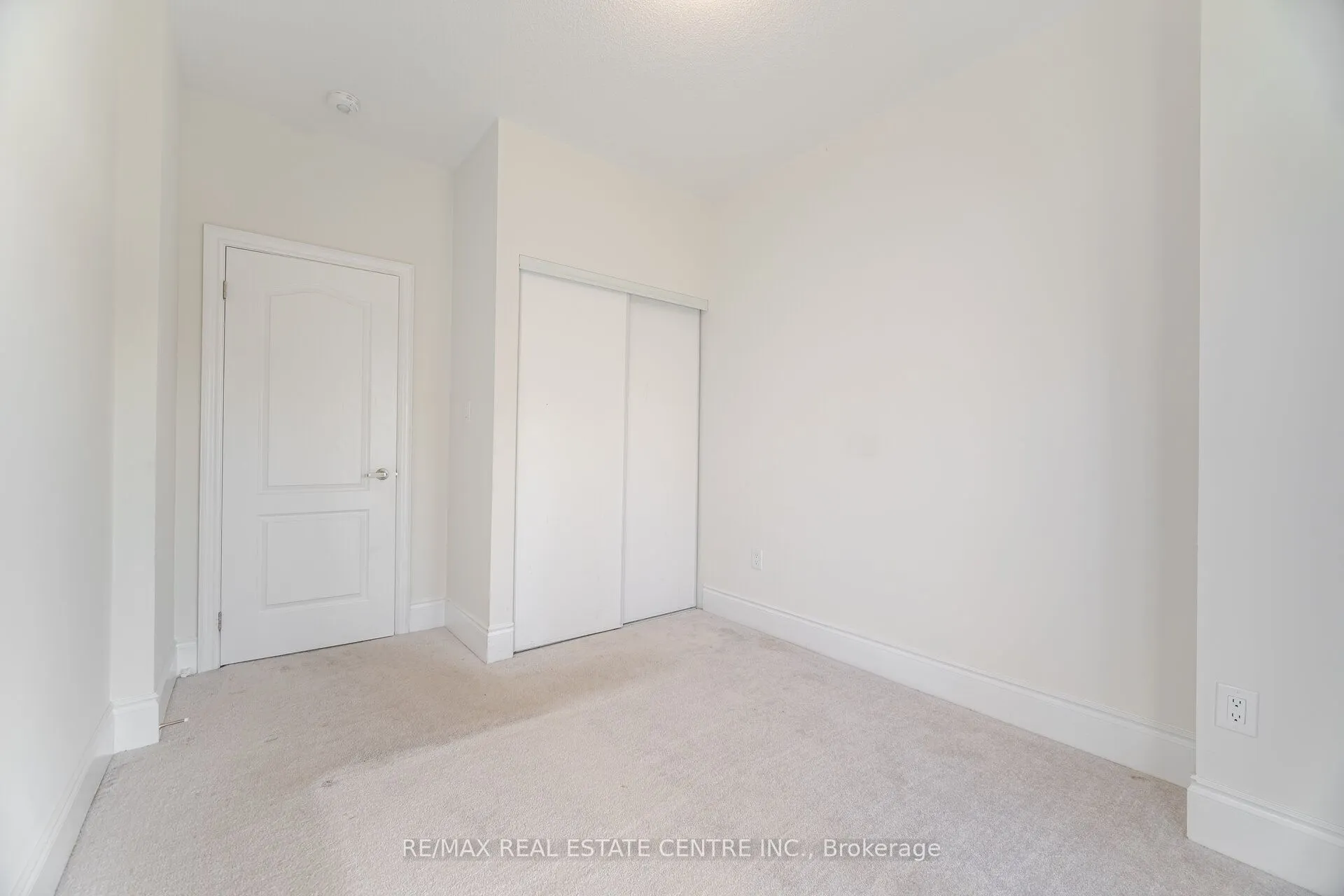 20 Foxsparrow Road