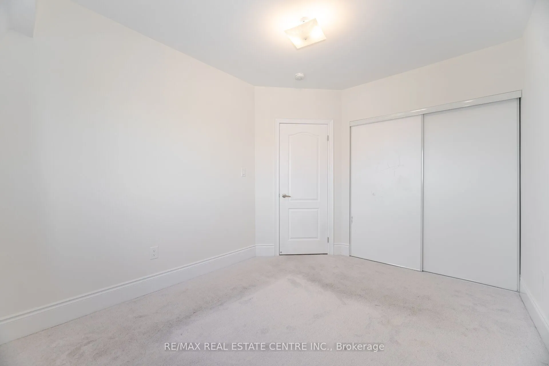 20 Foxsparrow Road