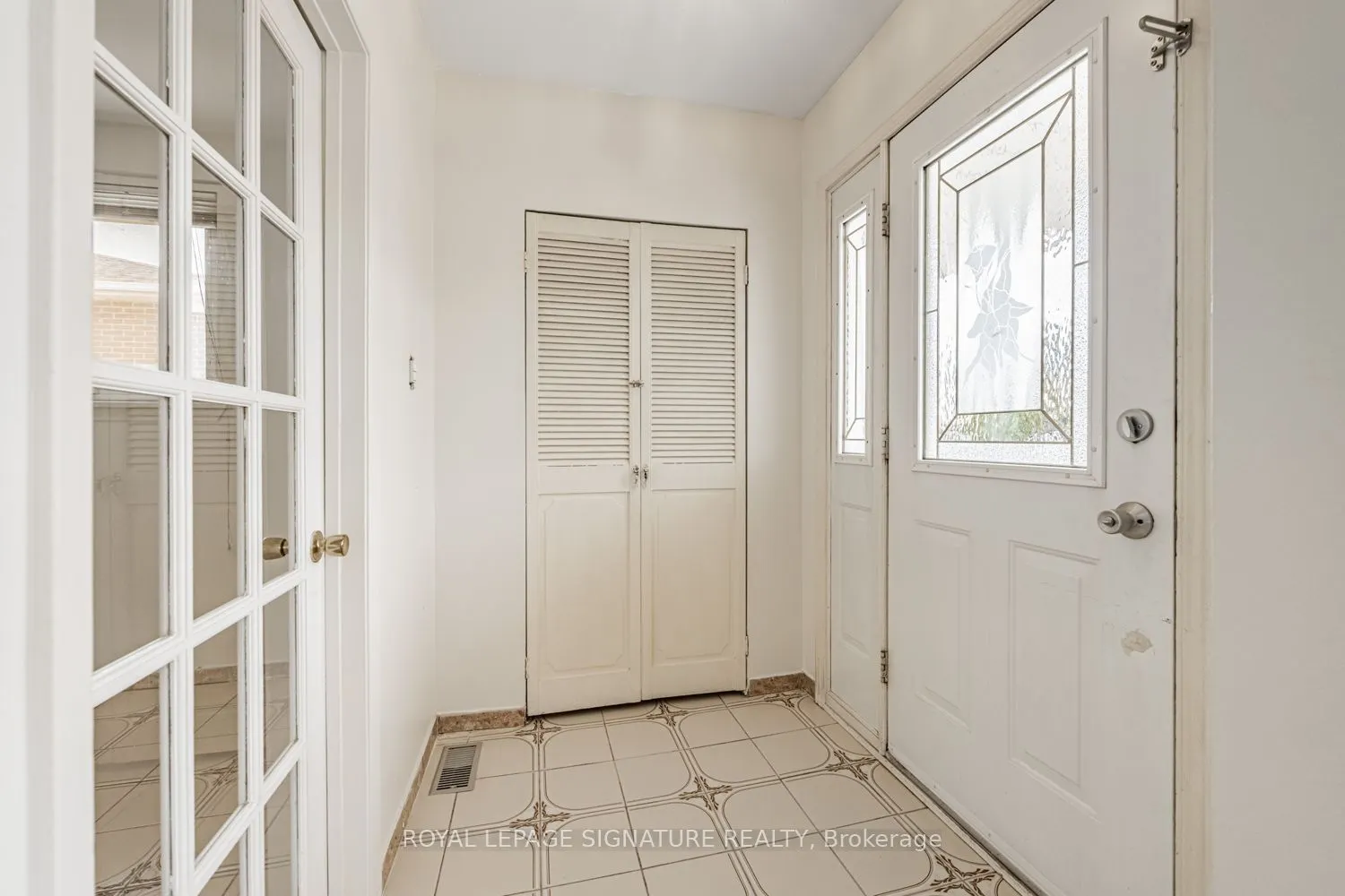 3706 Woodruff Crescent