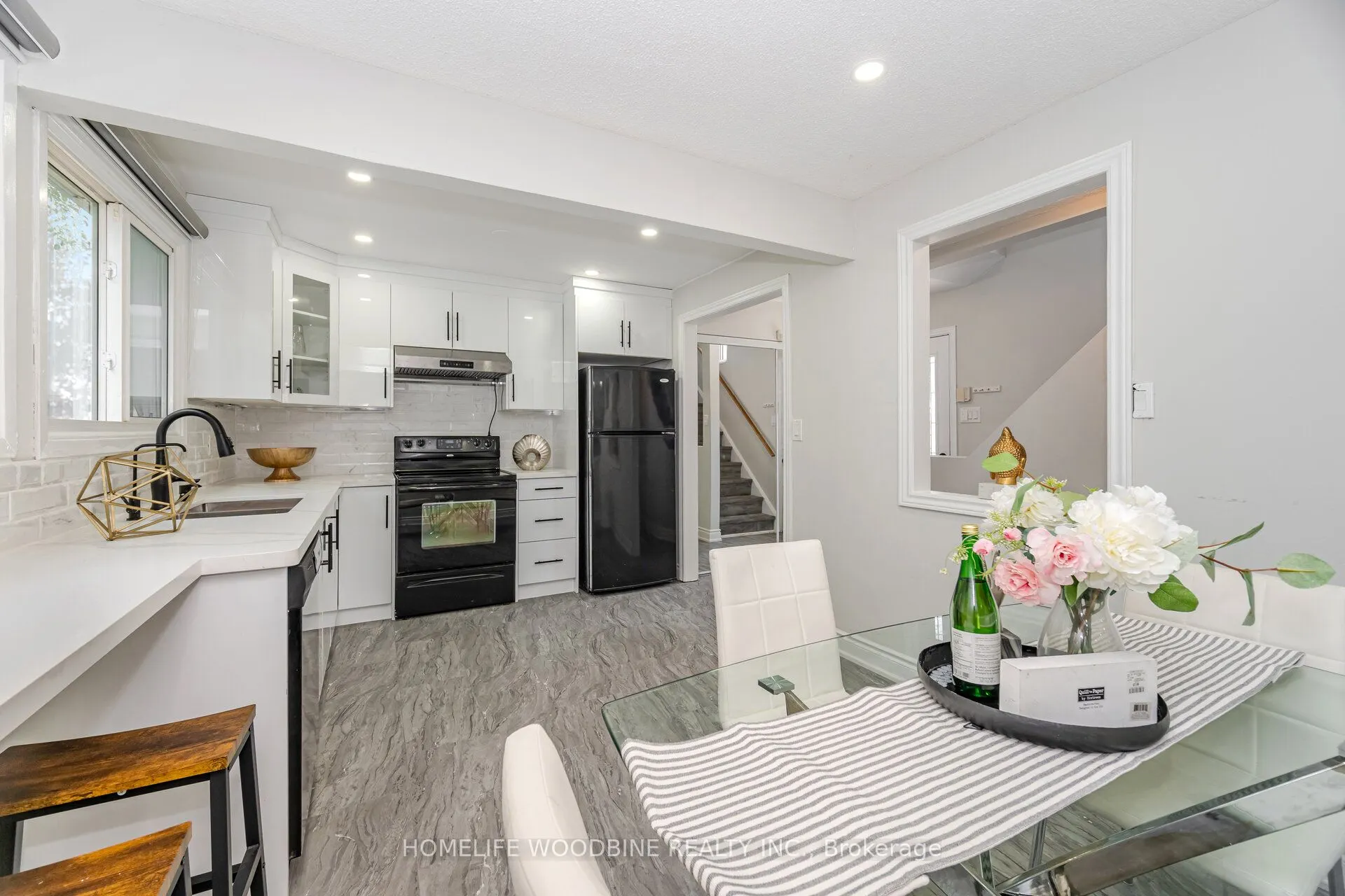 22 Highview Trail