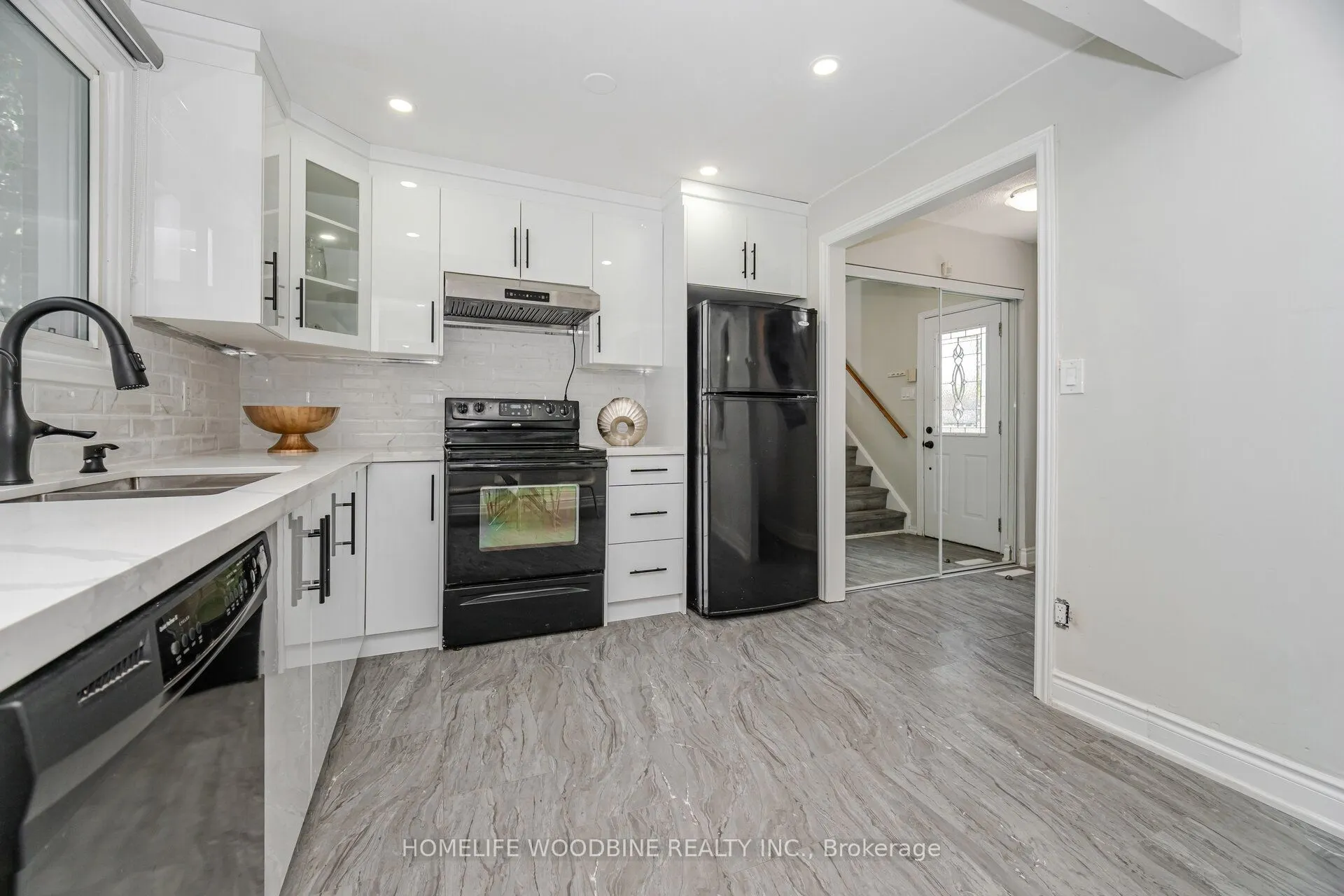 22 Highview Trail