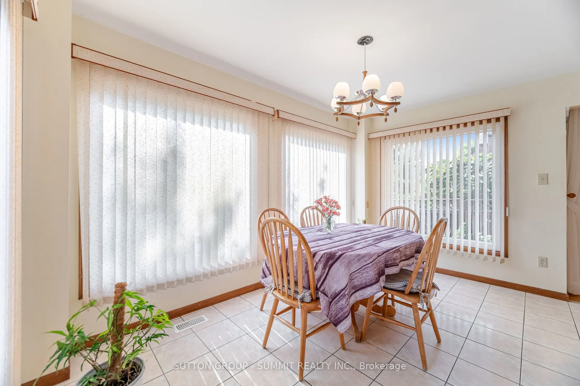 5205 Swiftcurrent Trail
