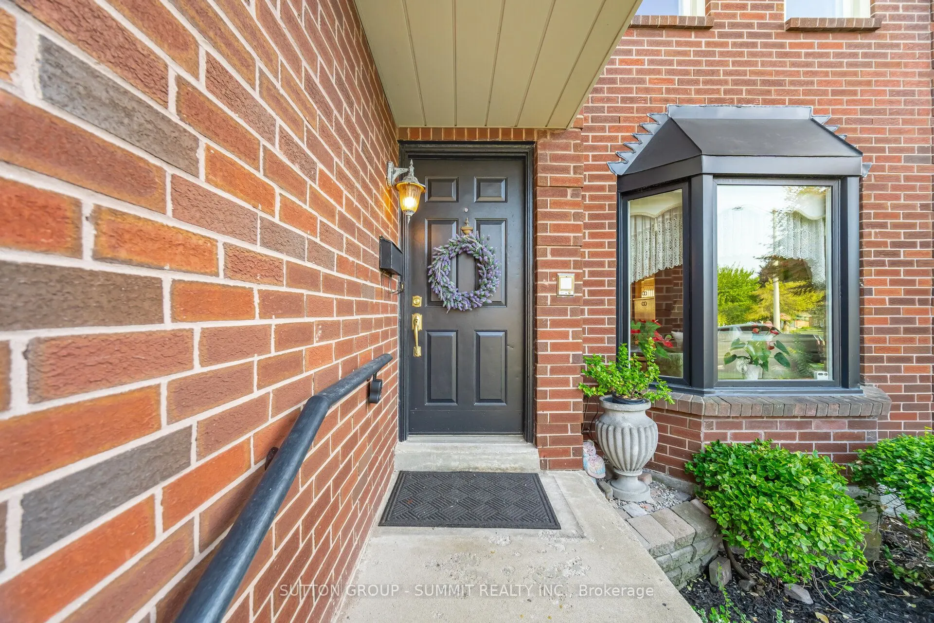5205 Swiftcurrent Trail