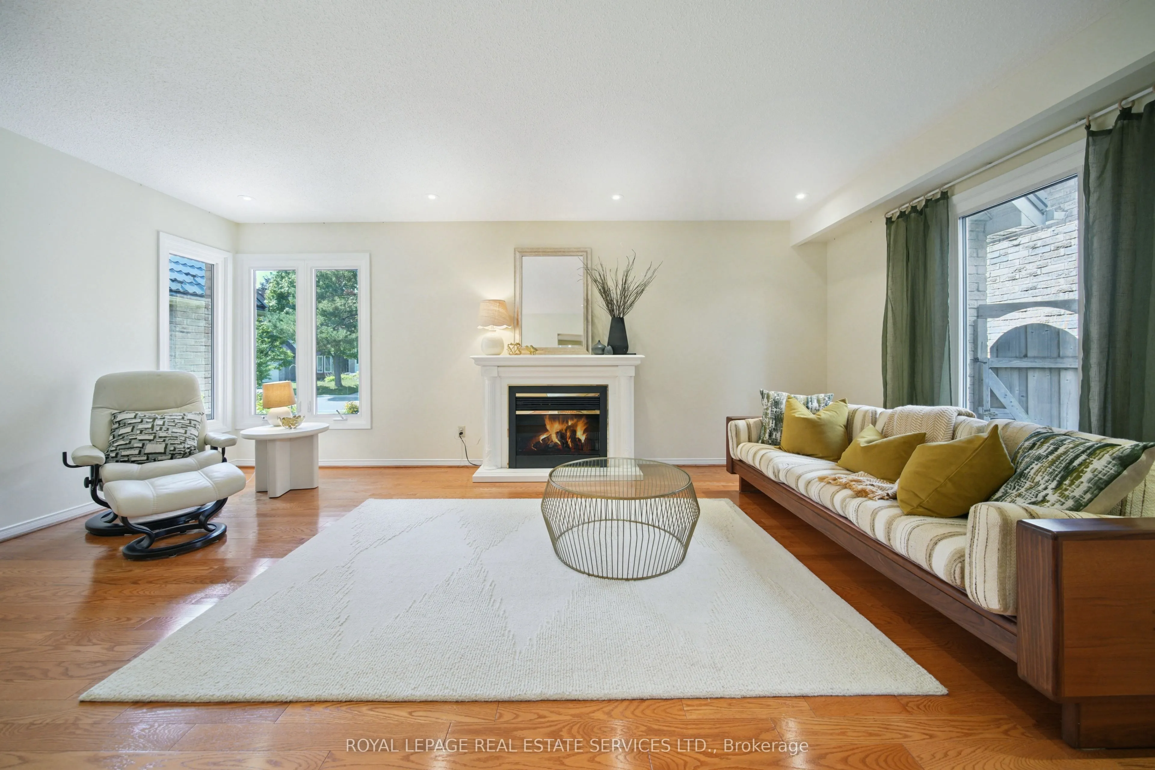 19 Millsborough Crescent