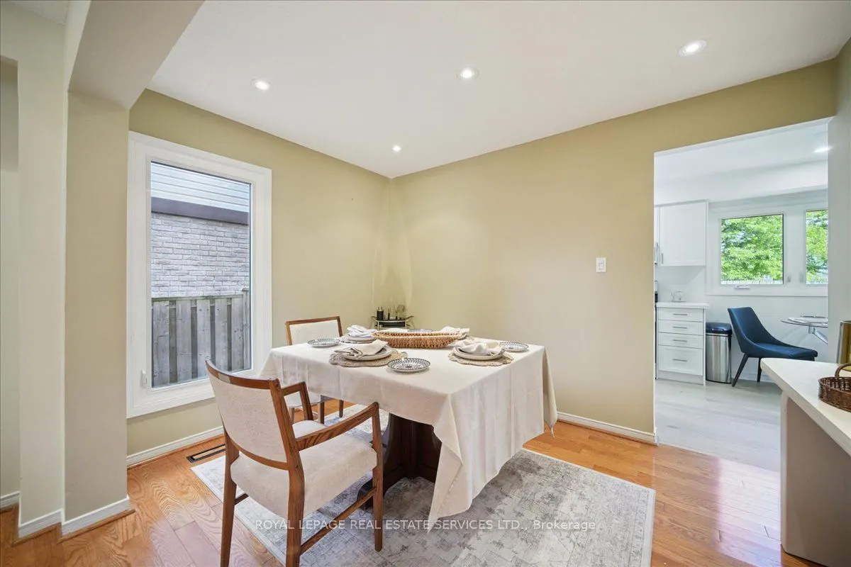 19 Millsborough Crescent