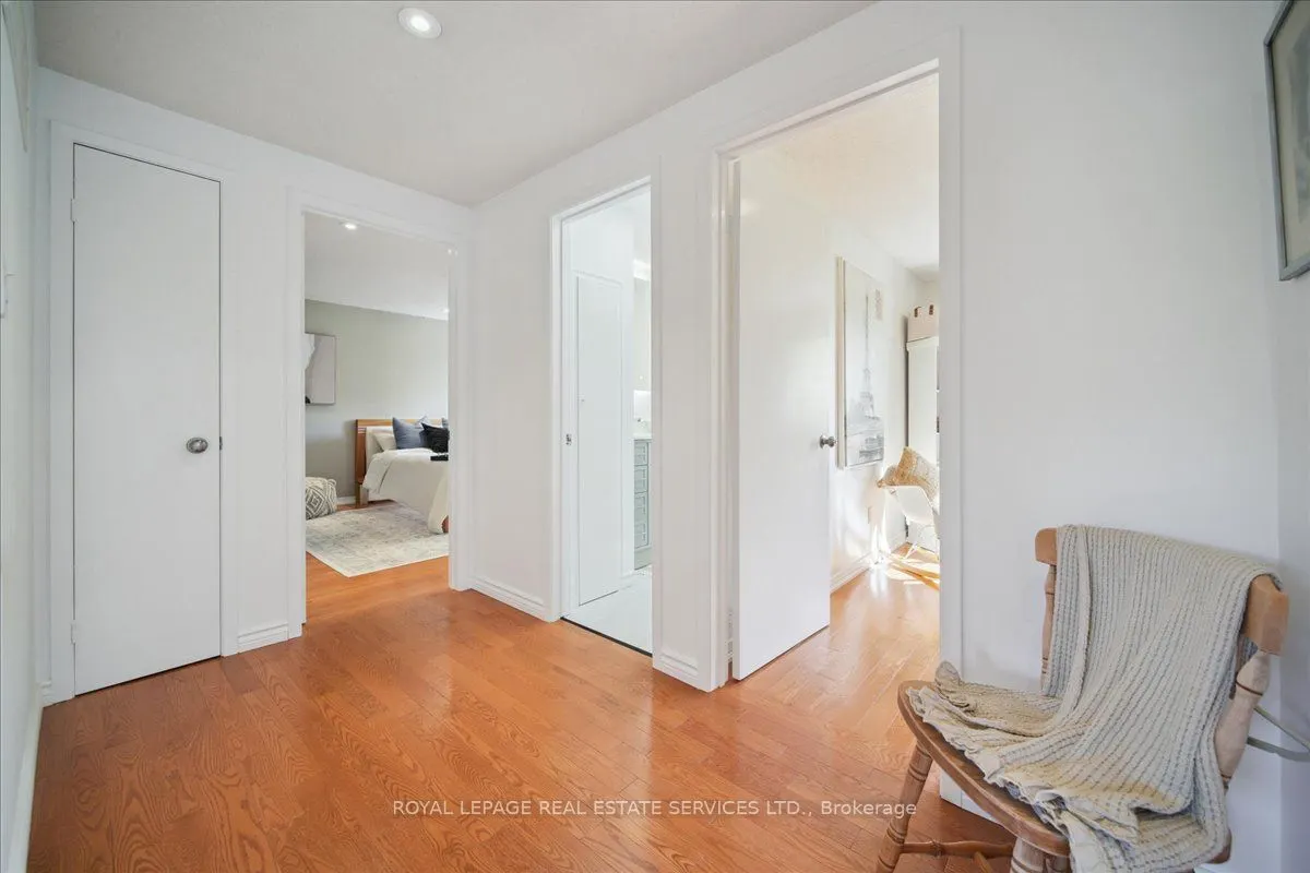 19 Millsborough Crescent