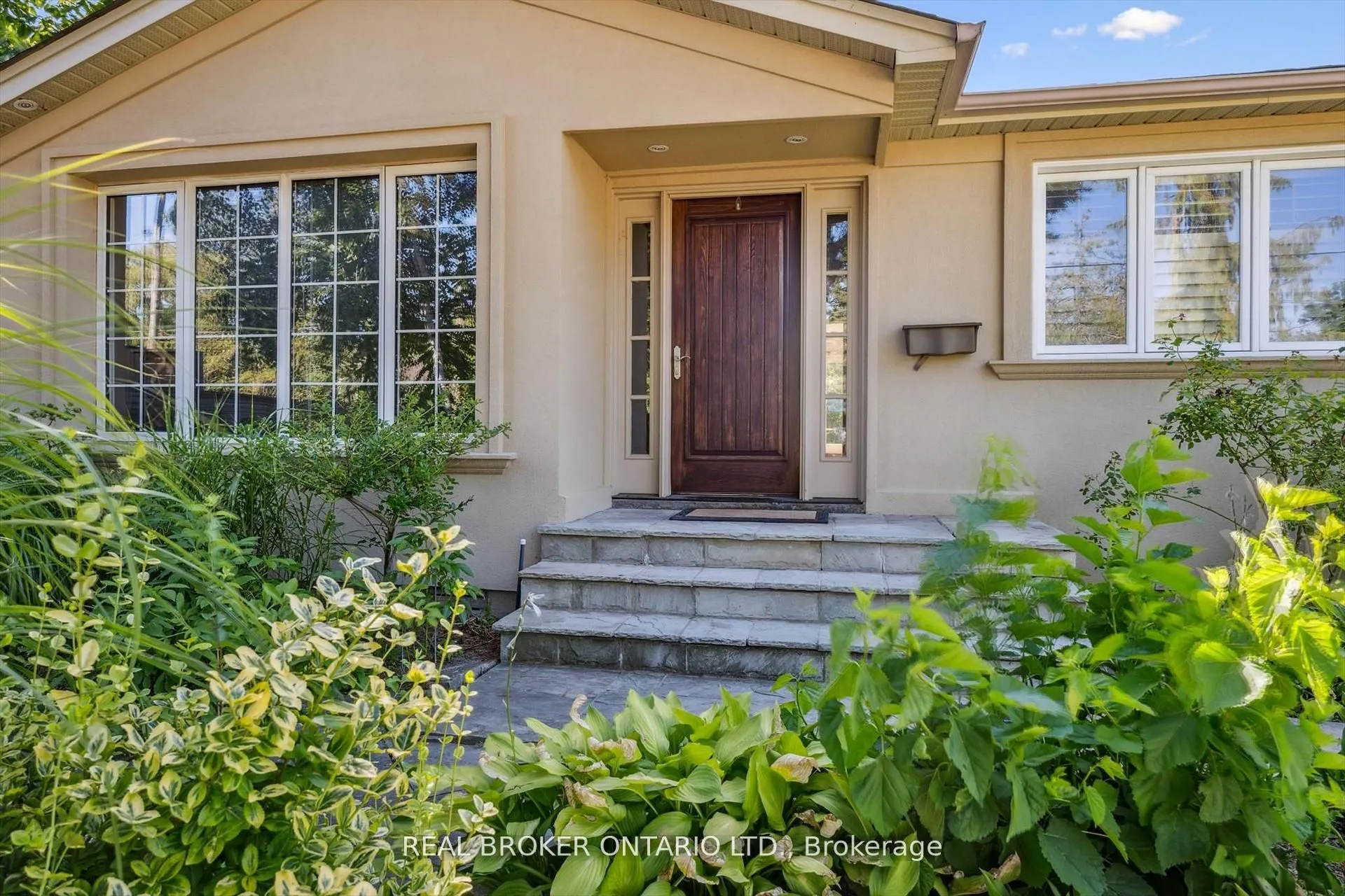 1204 Cynthia Lane
