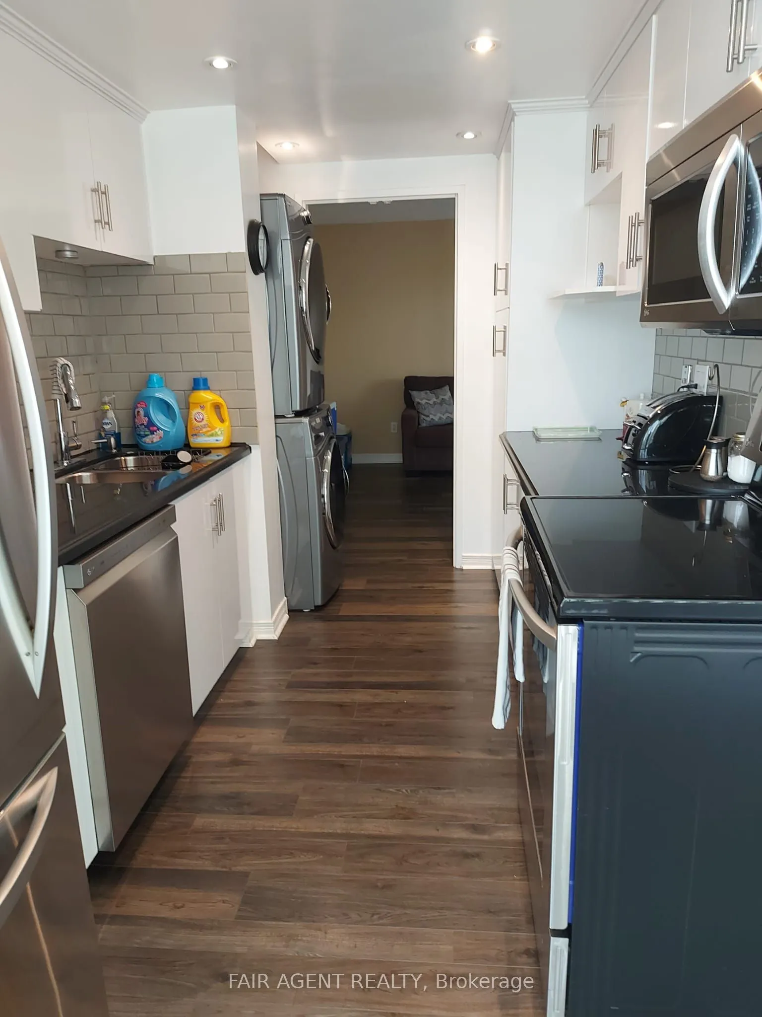 3077 Weston Road, #409