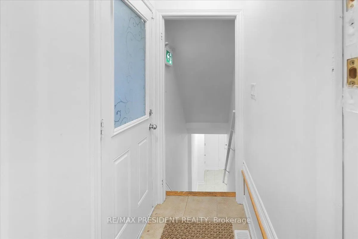 56 Natronia Trail