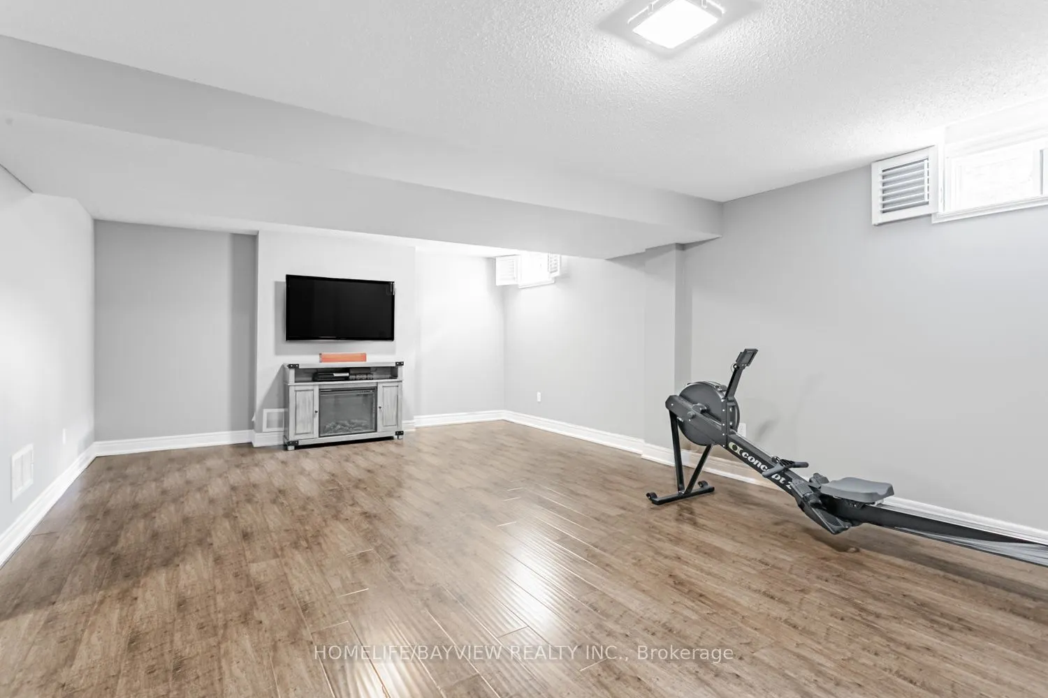 4989 Sebastian Drive