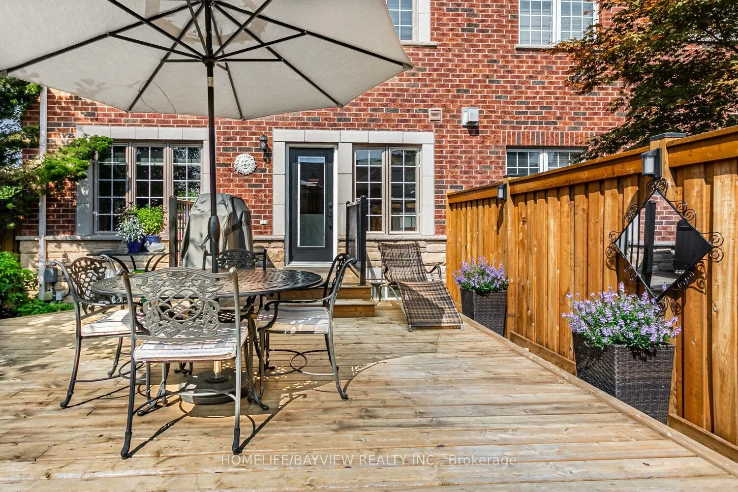 4989 Sebastian Drive