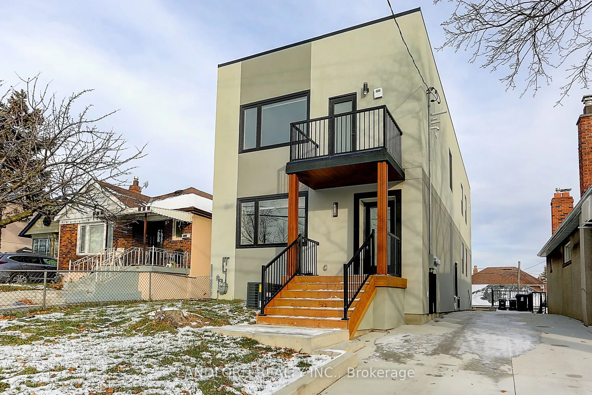 2071 Keele Street, #Upper