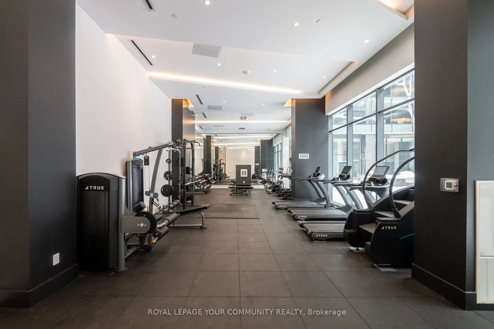 2450 Old Bronte Road, #607