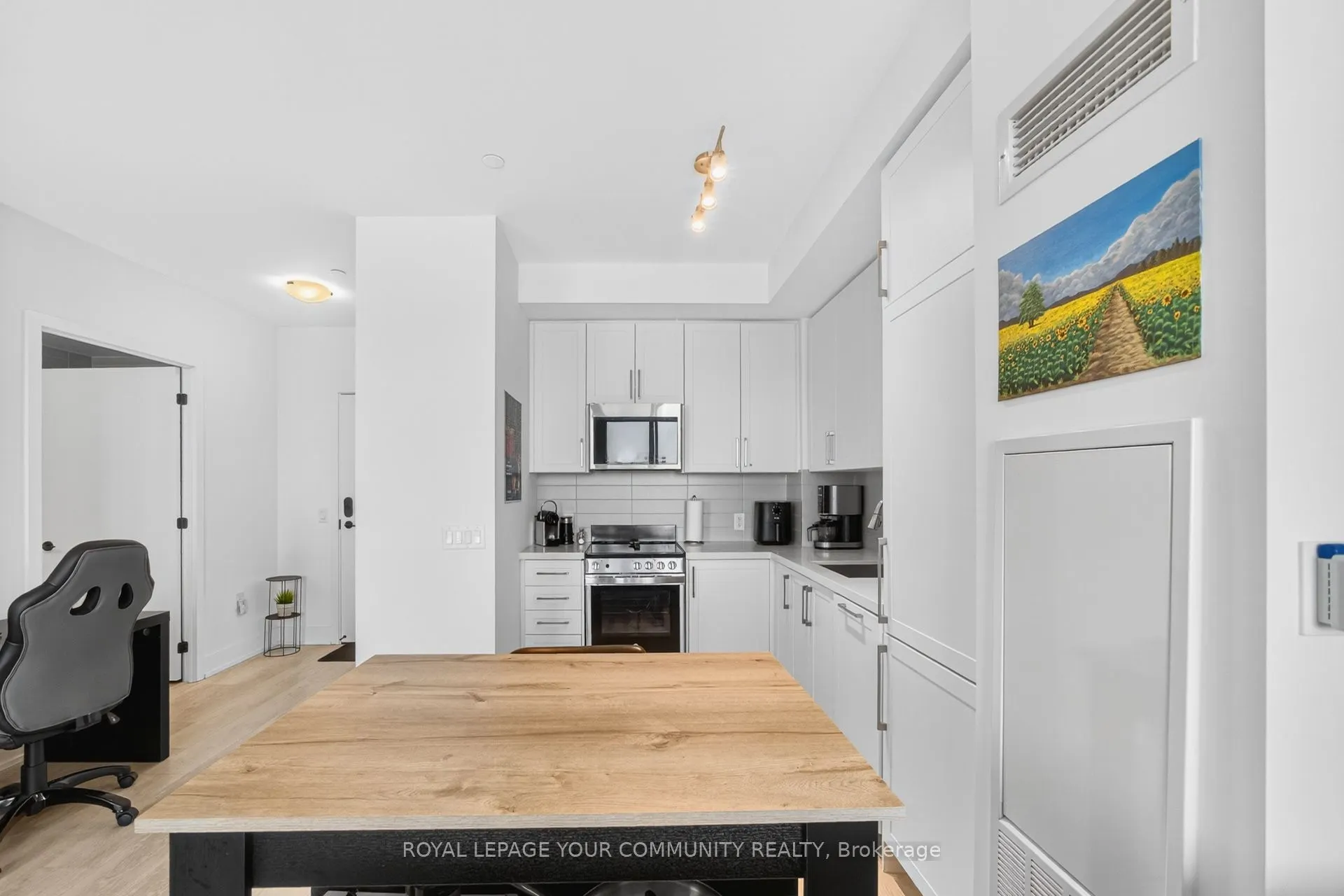 2450 Old Bronte Road, #607