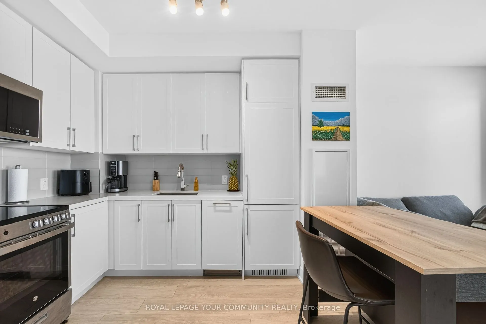 2450 Old Bronte Road, #607