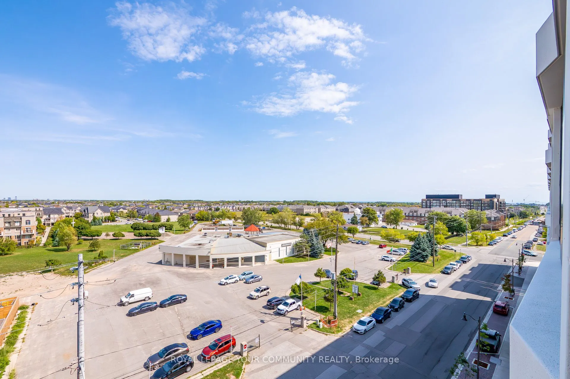 2450 Old Bronte Road, #607