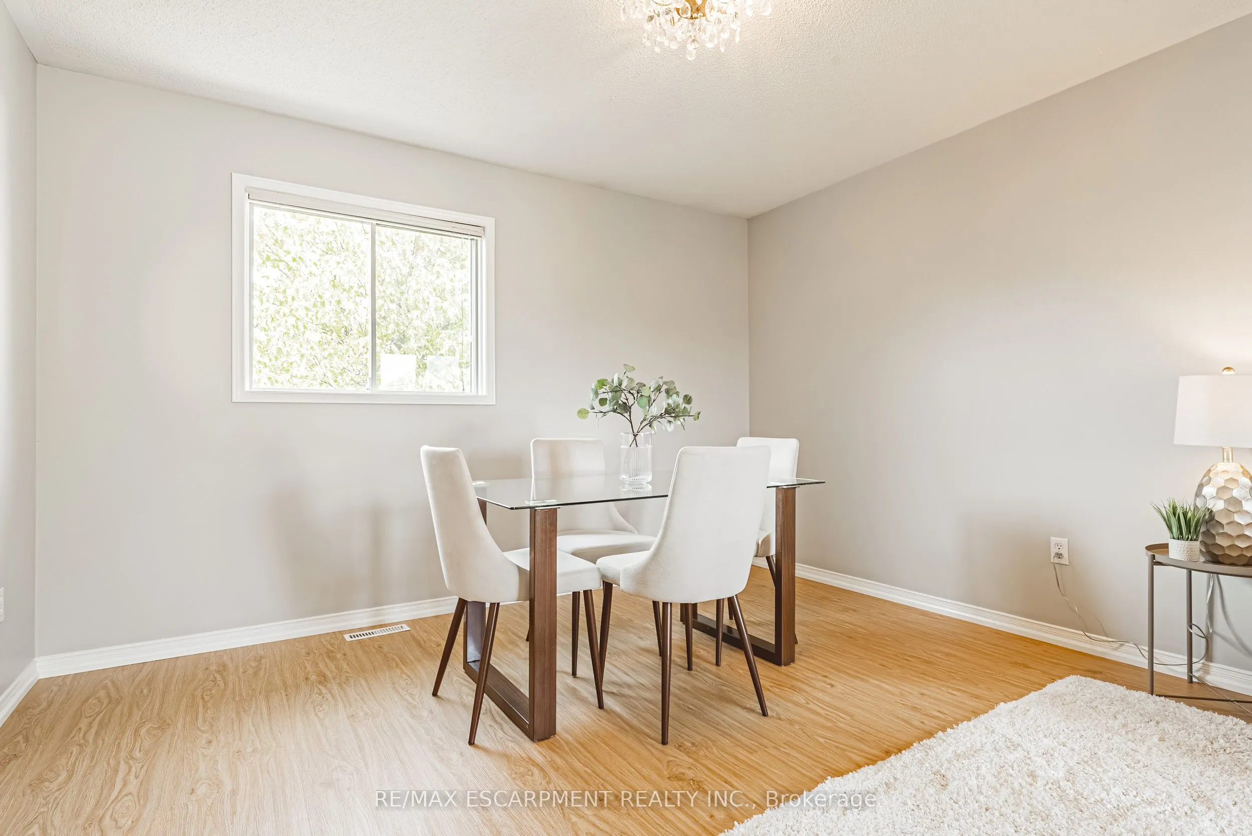 12 Summerfield Crescent