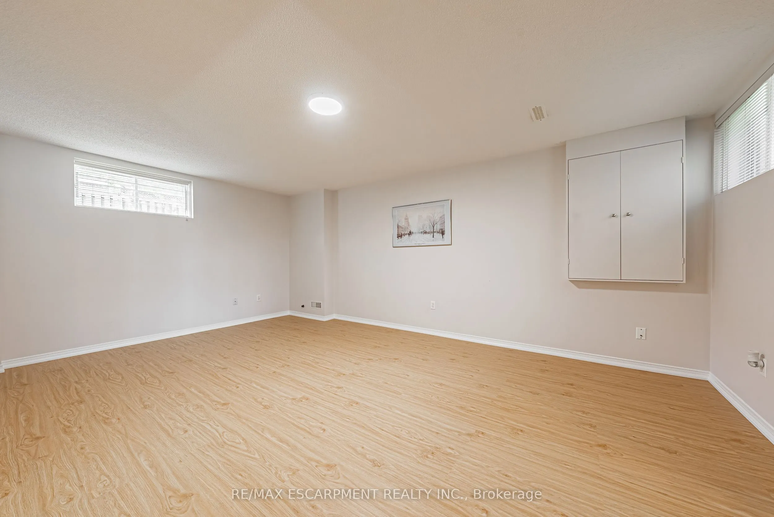 12 Summerfield Crescent