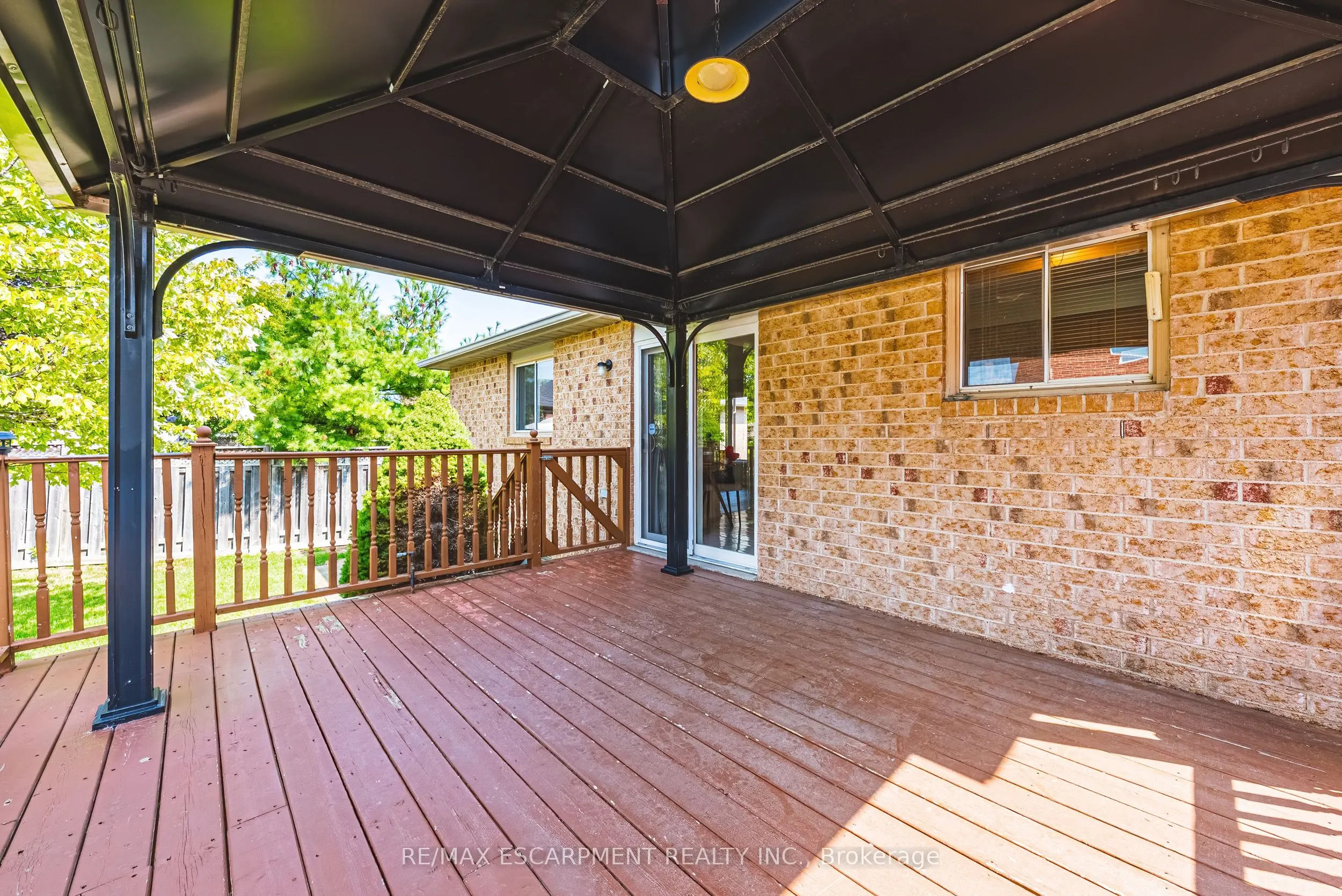 12 Summerfield Crescent