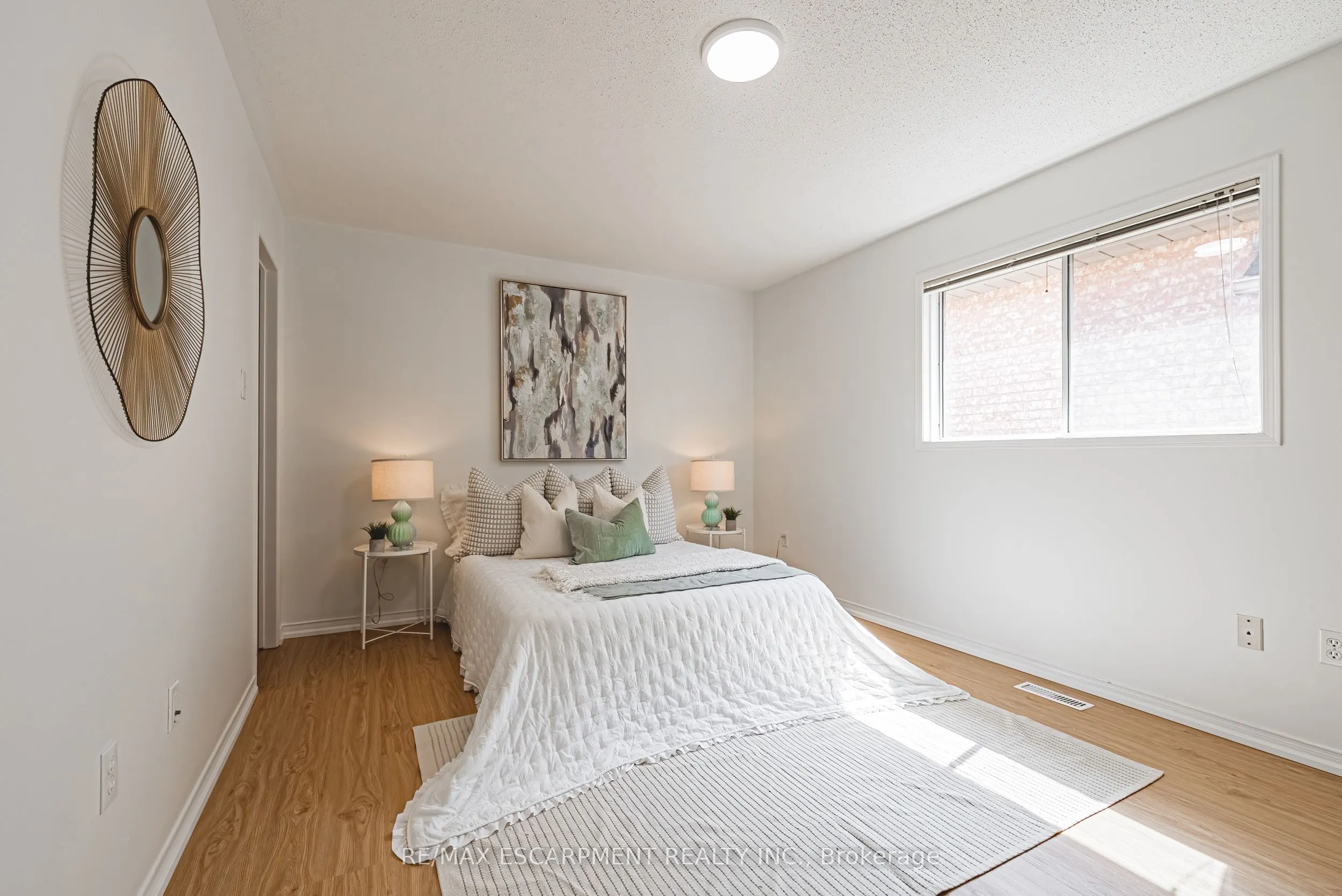 12 Summerfield Crescent