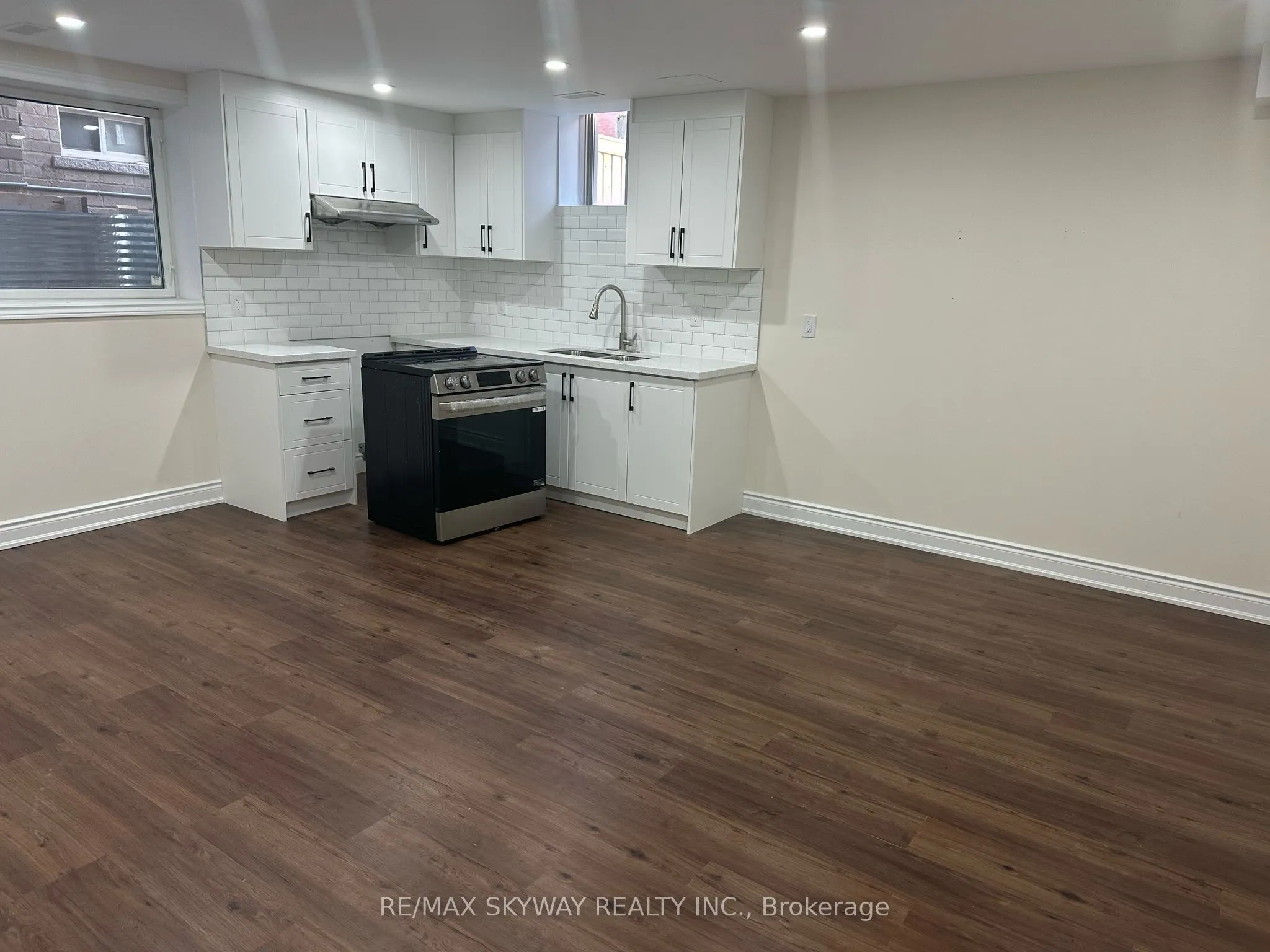 48 Blackberry Valley Crescent, #Basement