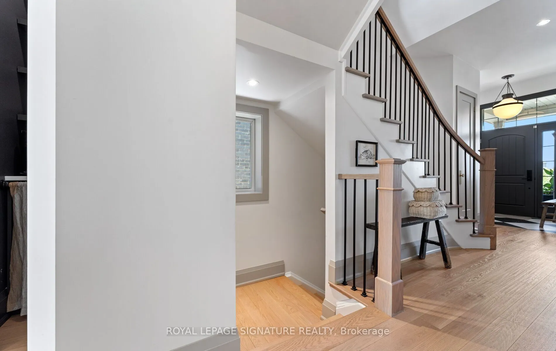 3186 William Cutmore Boulevard