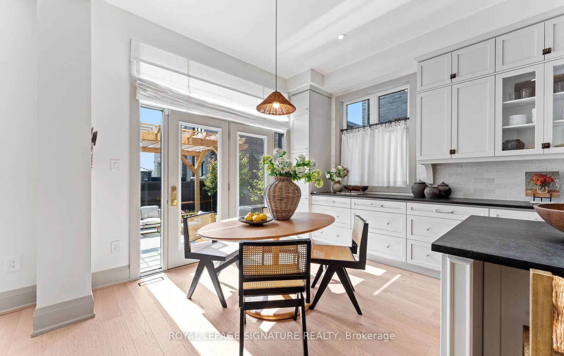 3186 William Cutmore Boulevard