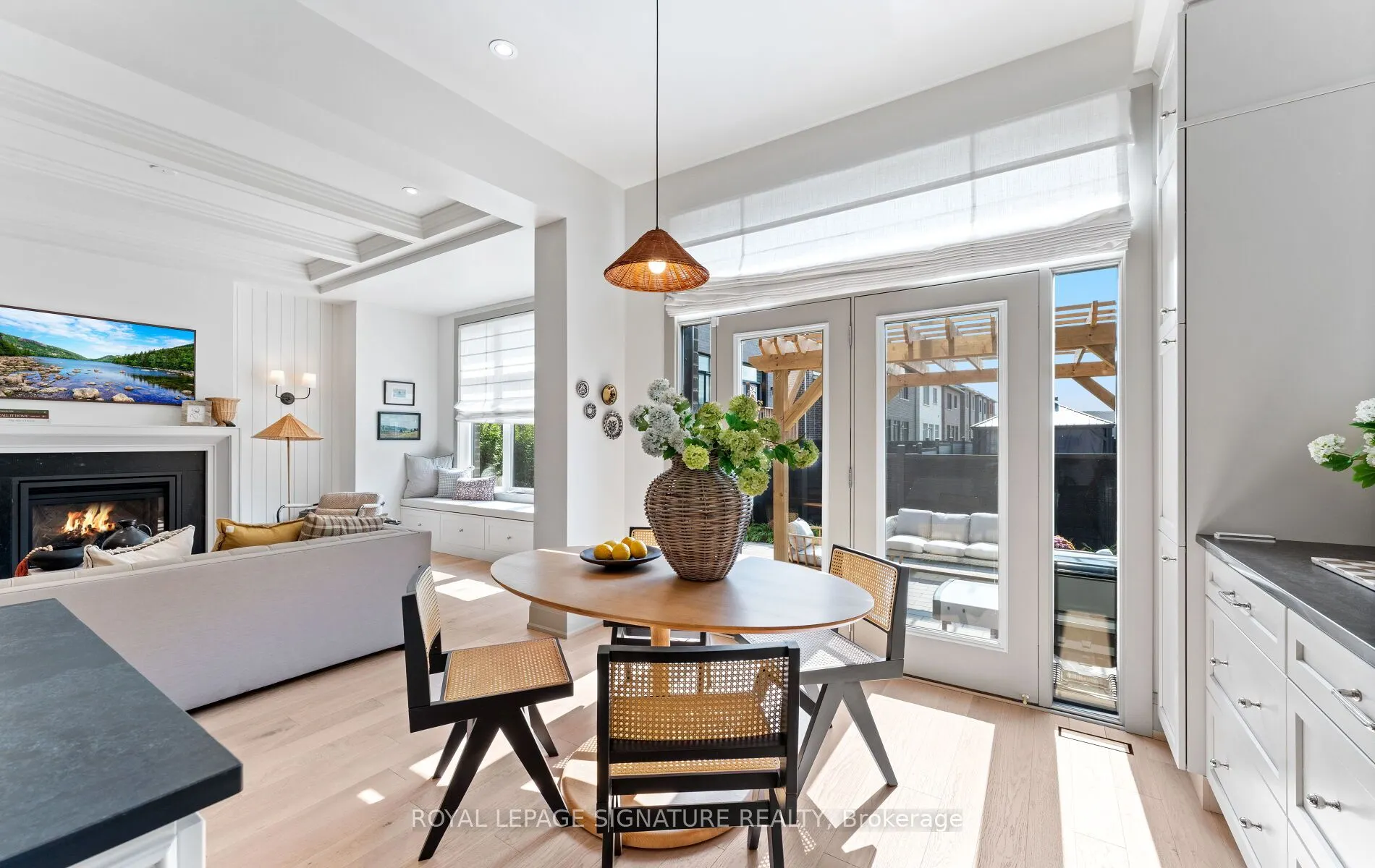 3186 William Cutmore Boulevard