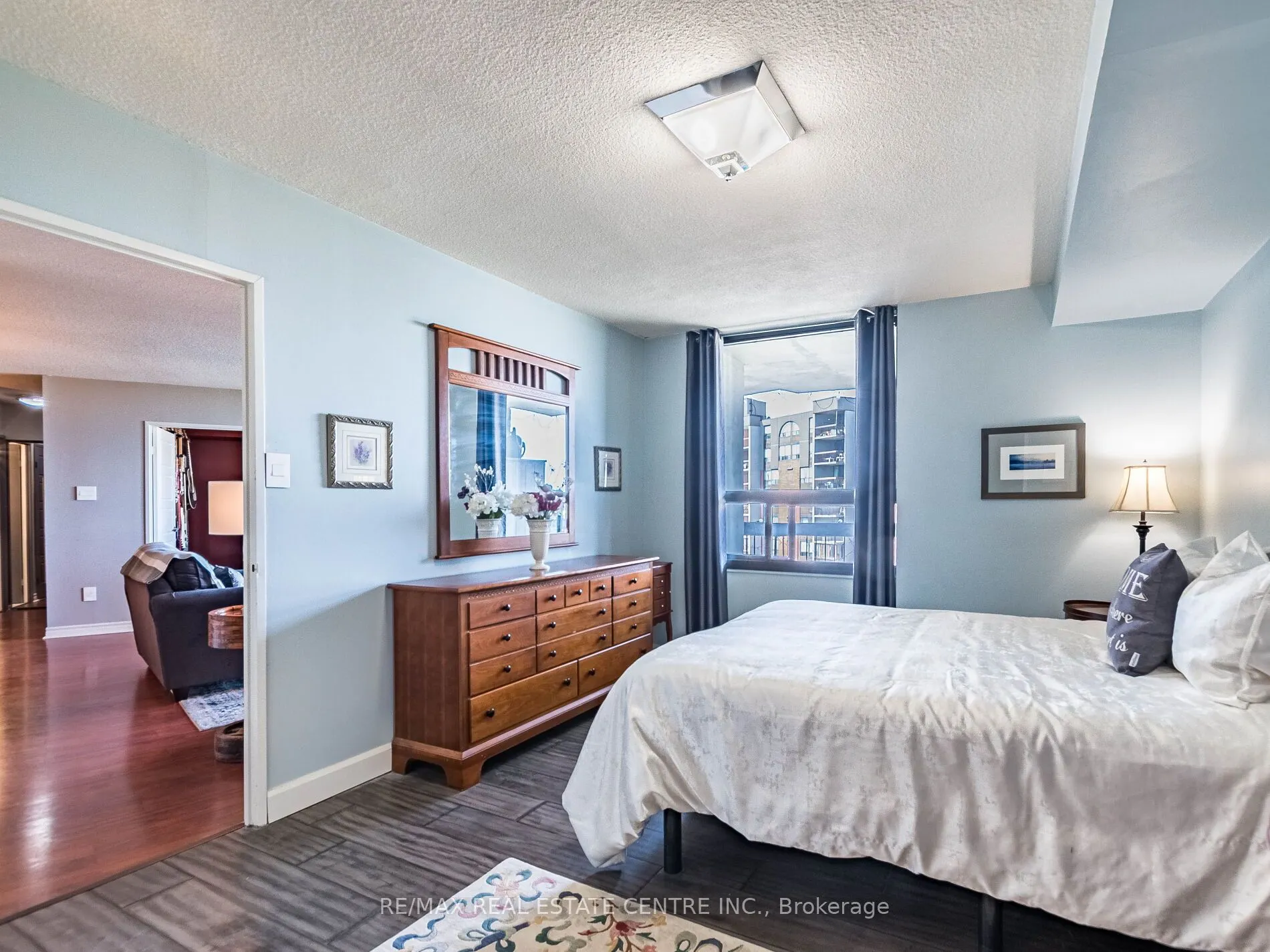 50 Mississauga Valley Boulevard, #1515