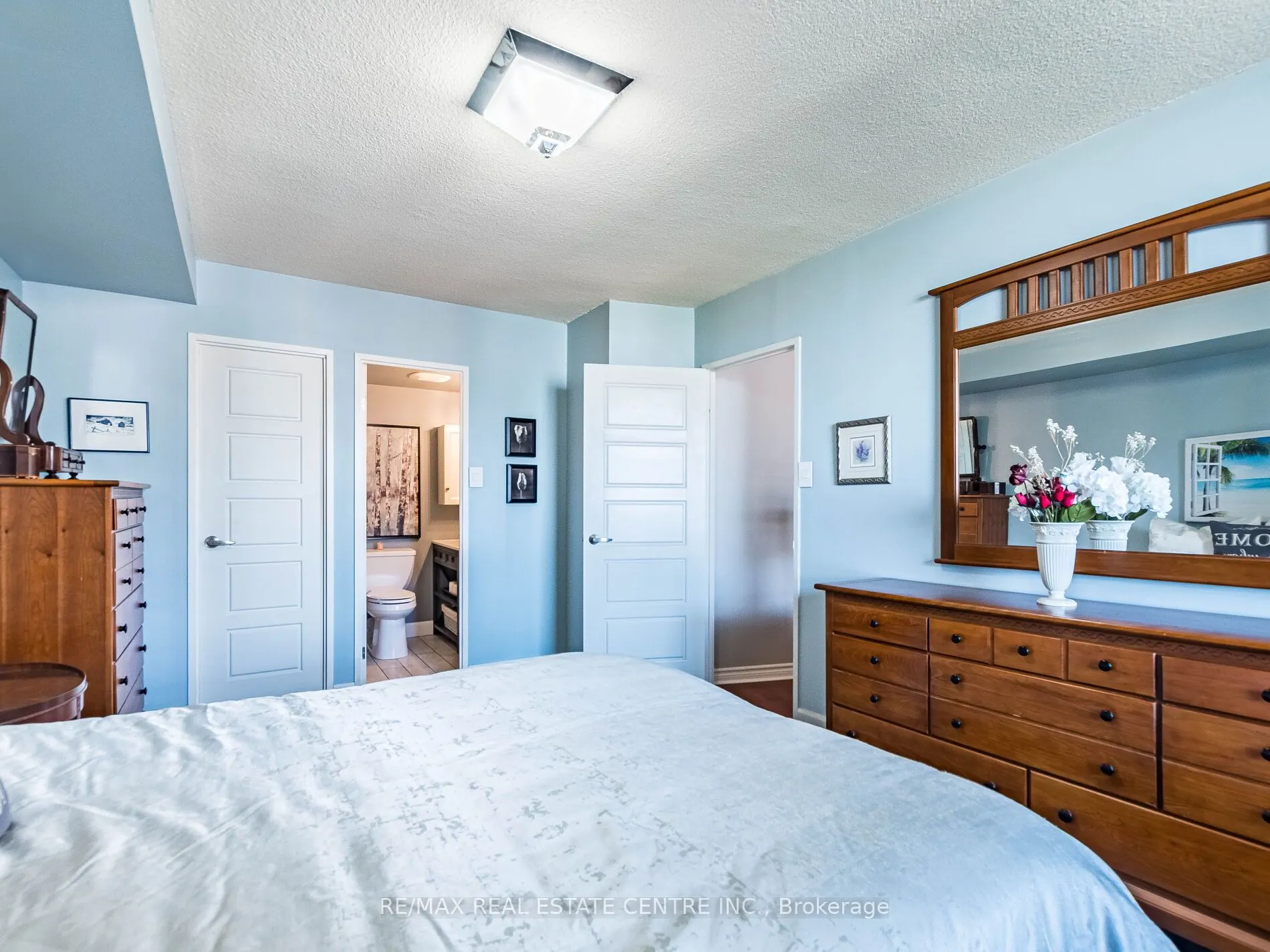 50 Mississauga Valley Boulevard, #1515