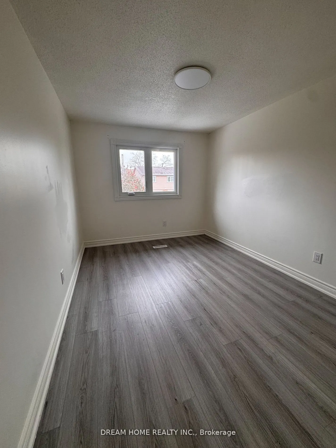 3467 Longleaf Court, #Main