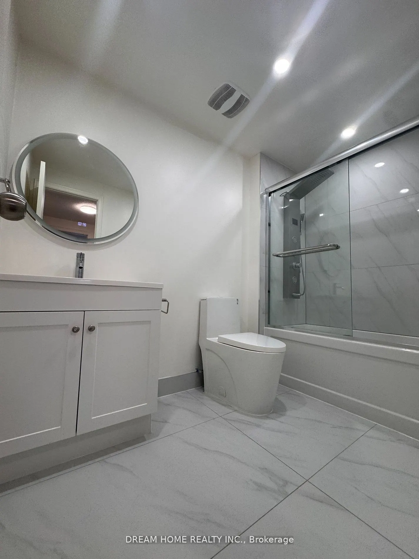 3467 Longleaf Court, #Main