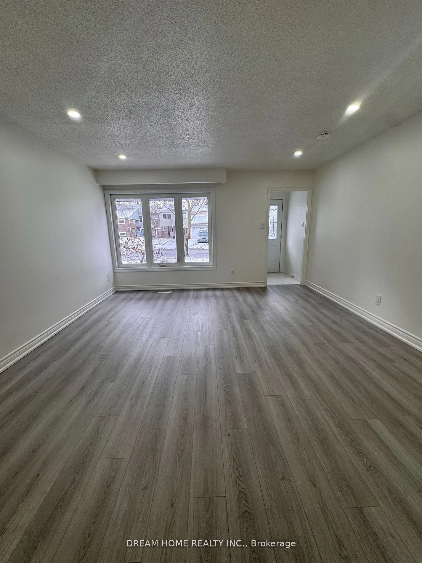 3467 Longleaf Court, #Main