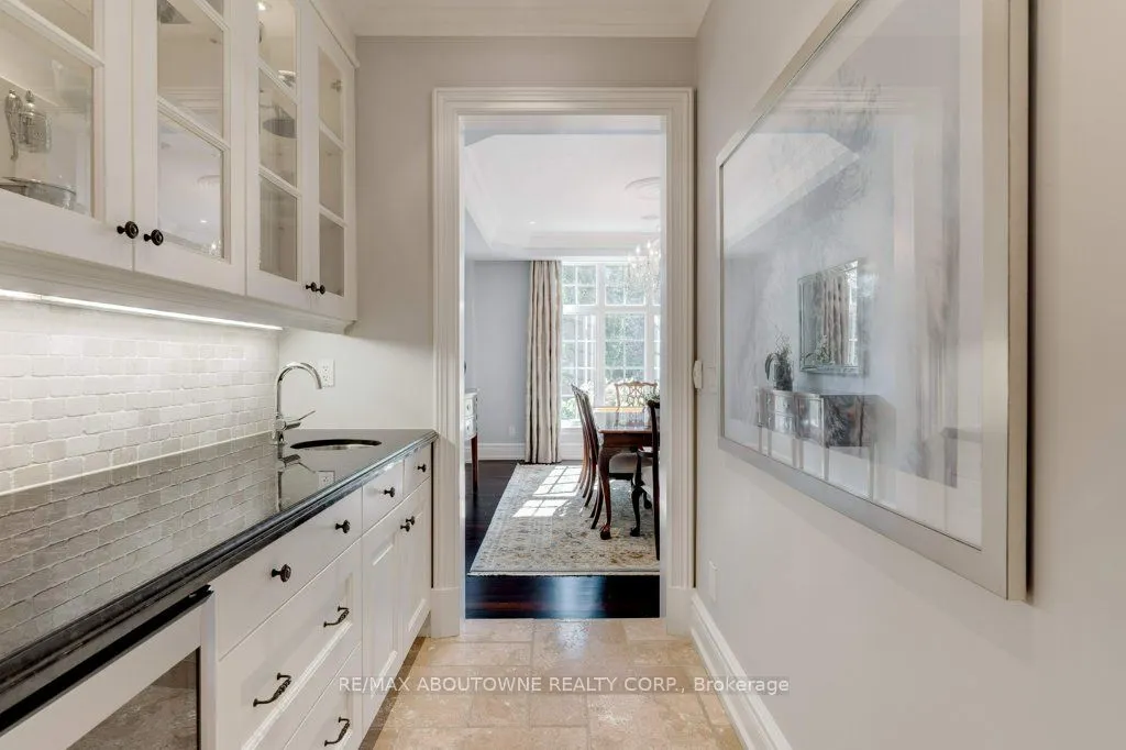 1237 Donlea Crescent