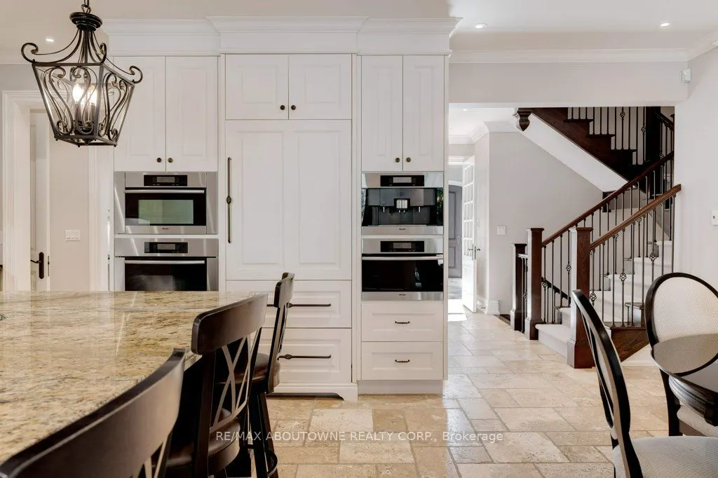 1237 Donlea Crescent
