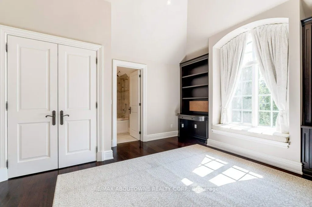 1237 Donlea Crescent