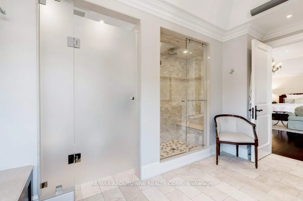 1237 Donlea Crescent
