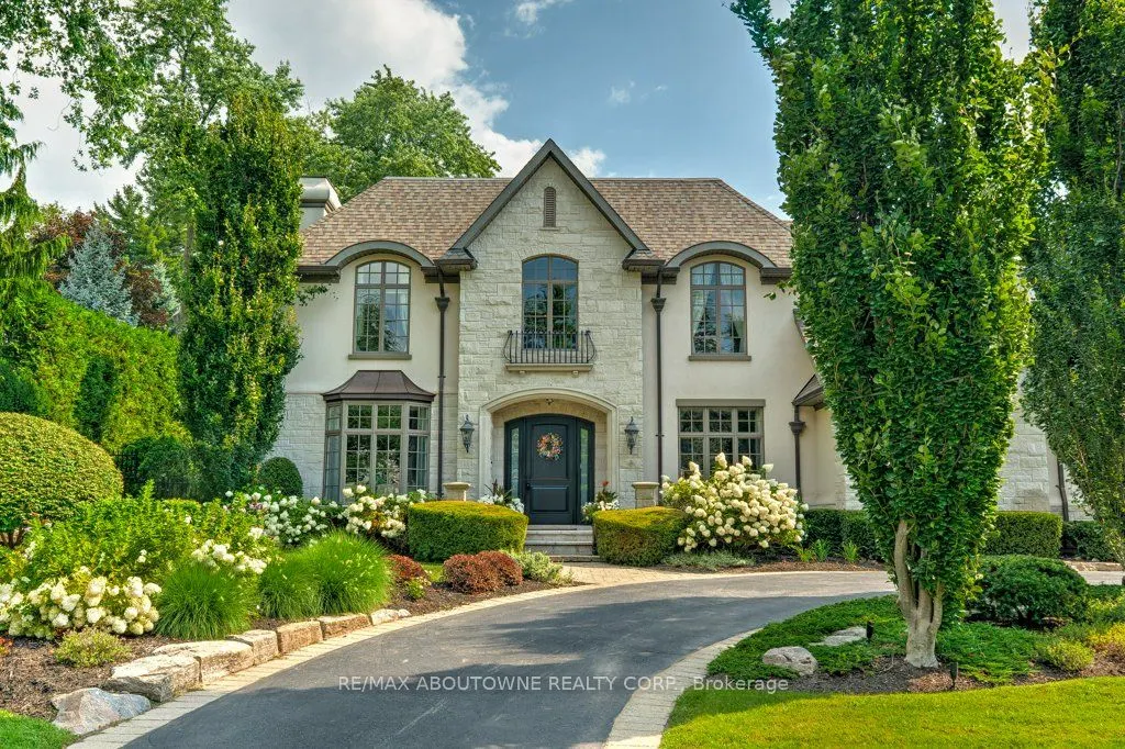 1237 Donlea Crescent