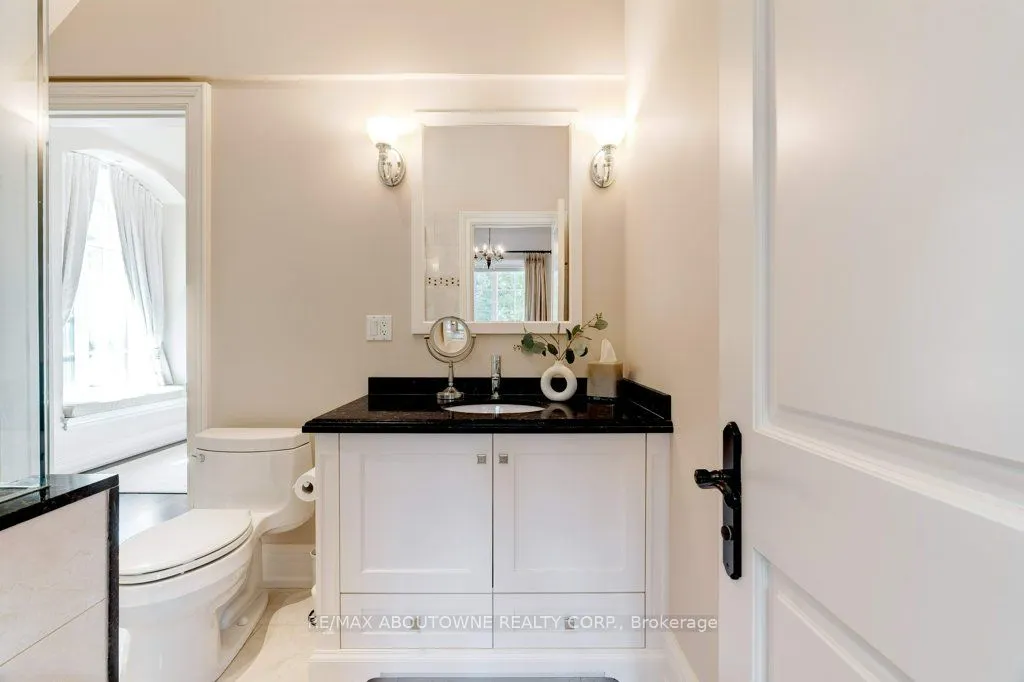 1237 Donlea Crescent