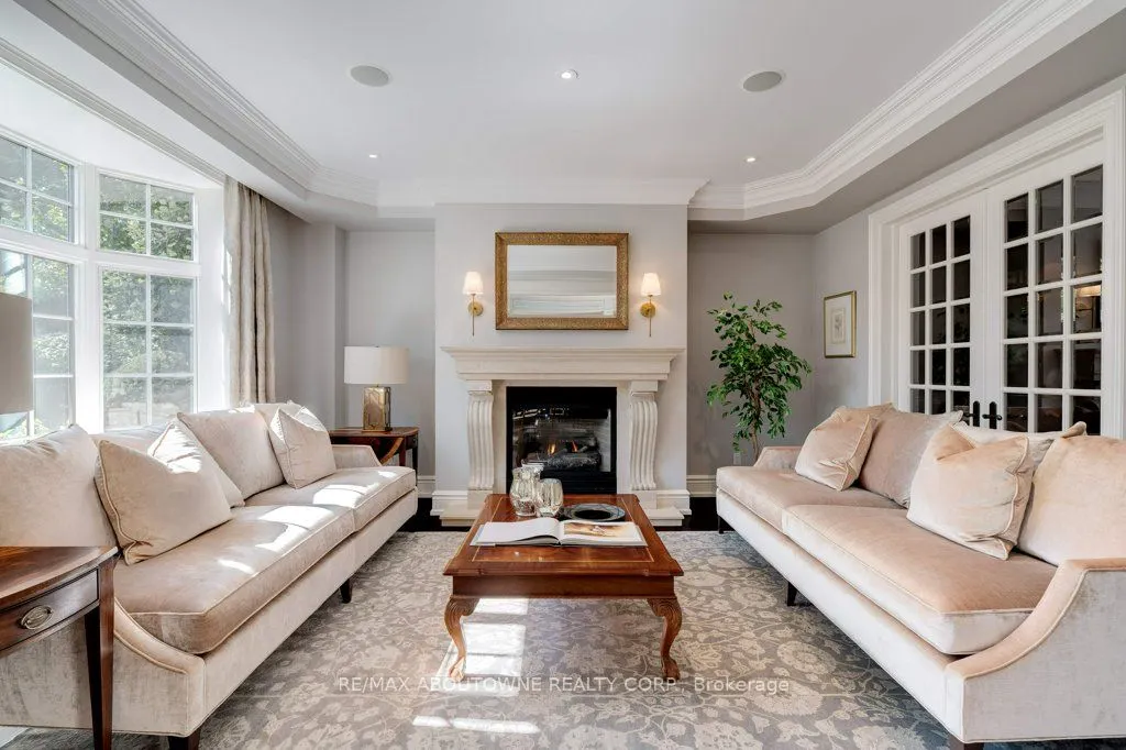 1237 Donlea Crescent