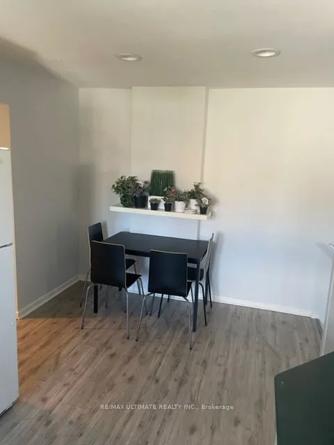 213 Close Avenue, ##2