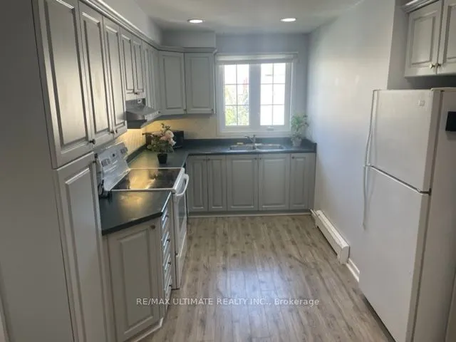 213 Close Avenue, ##2