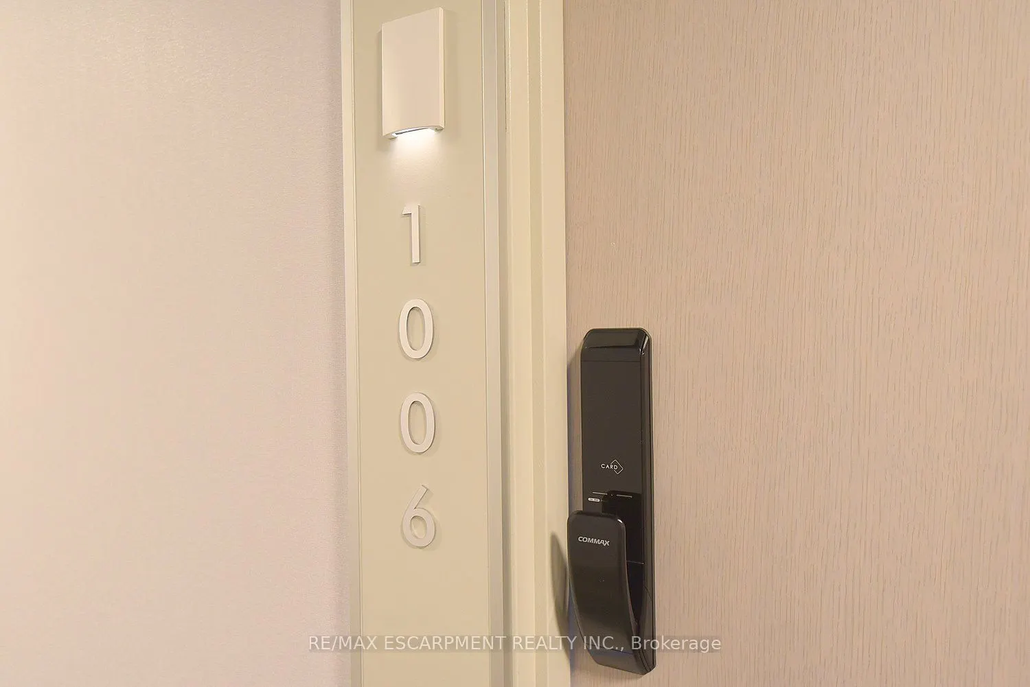 3200 Dakota Common, #B1006