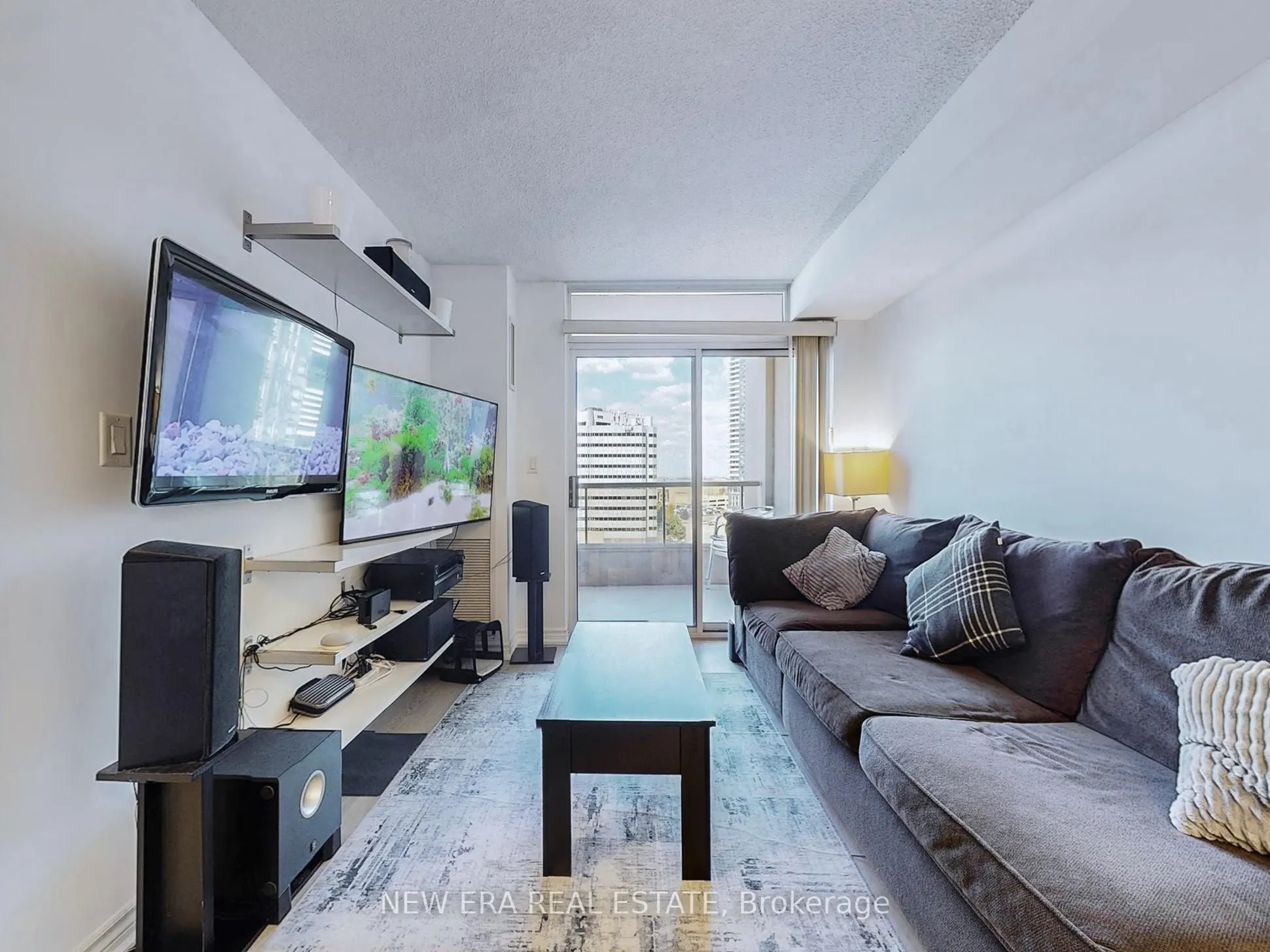 3888 Duke Of York Boulevard, #923