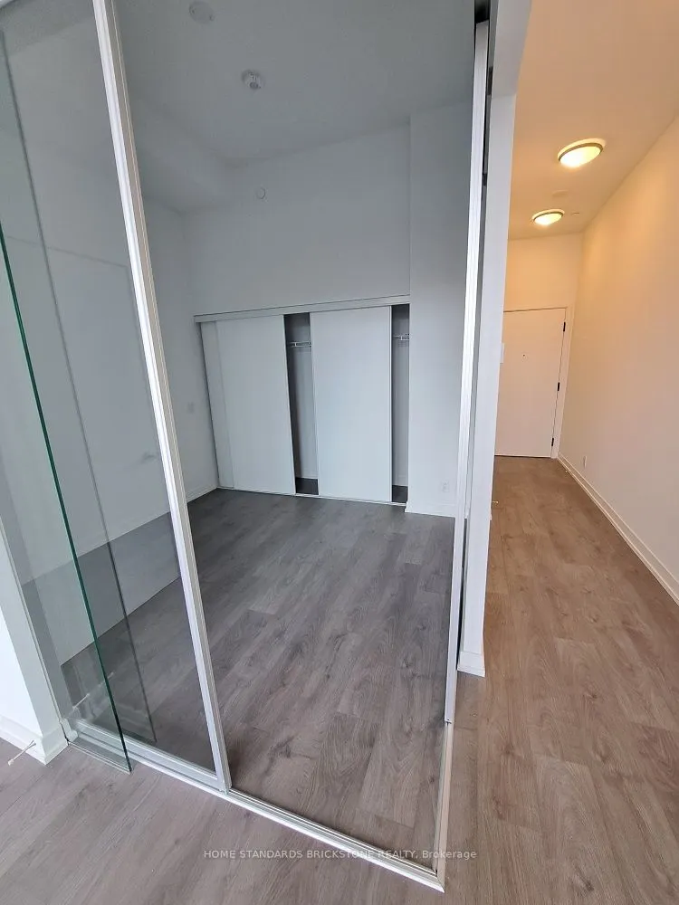 270 Dufferin Street, ##215
