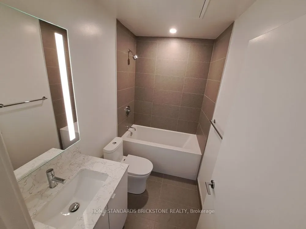 270 Dufferin Street, ##215