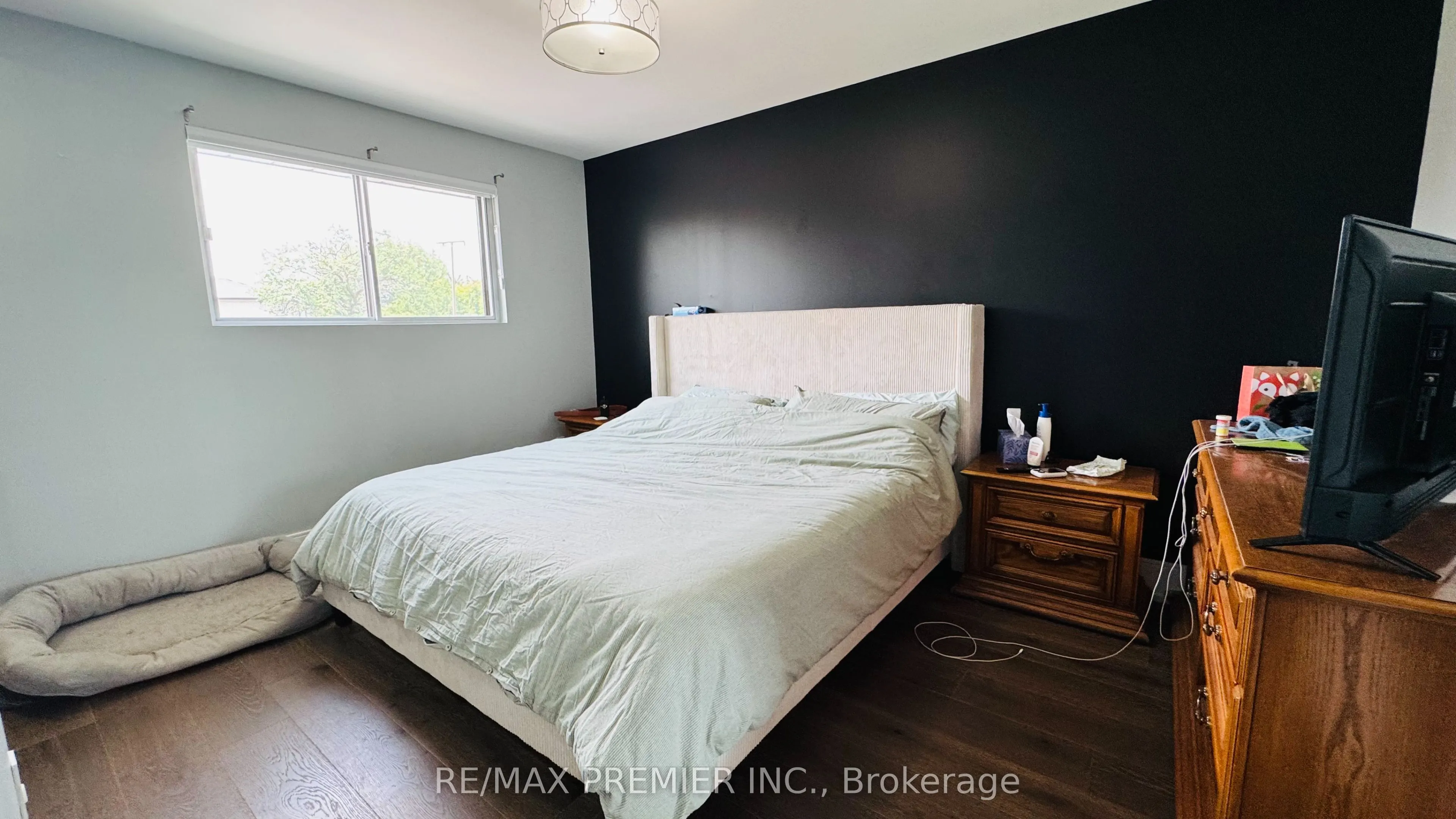 102 Northover Street