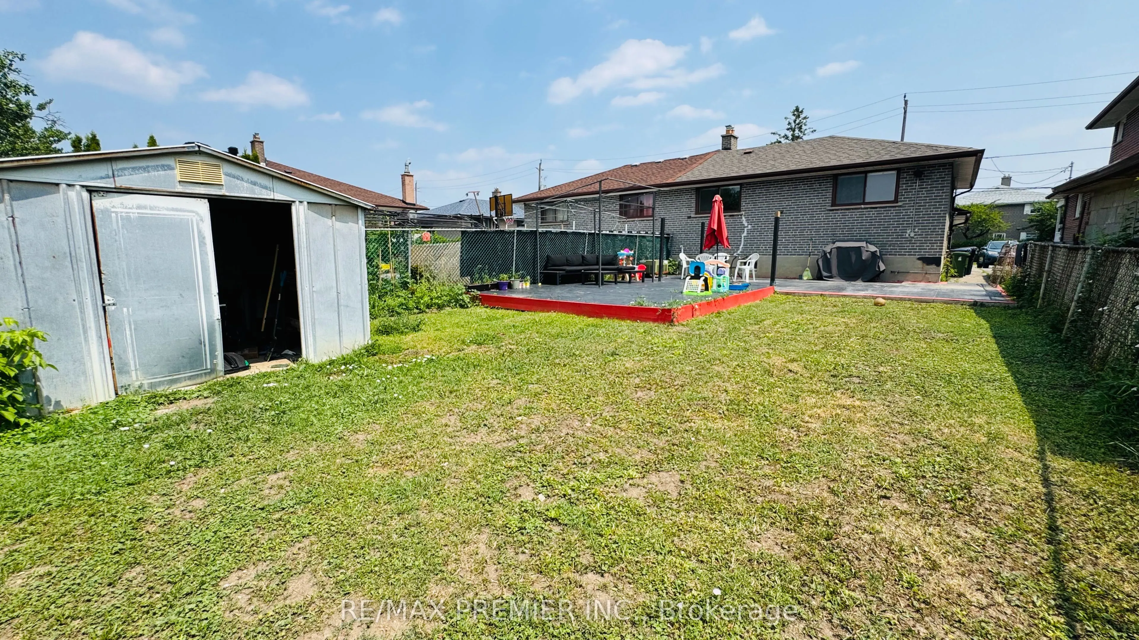 102 Northover Street